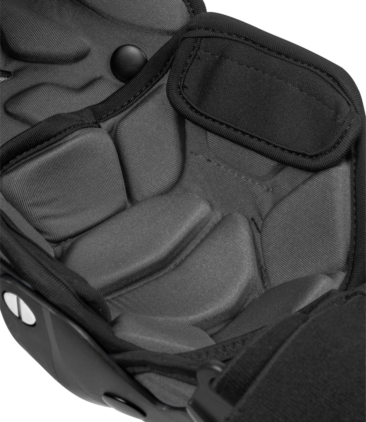 Rynox Bastion Bionic Knee Guards Black Red