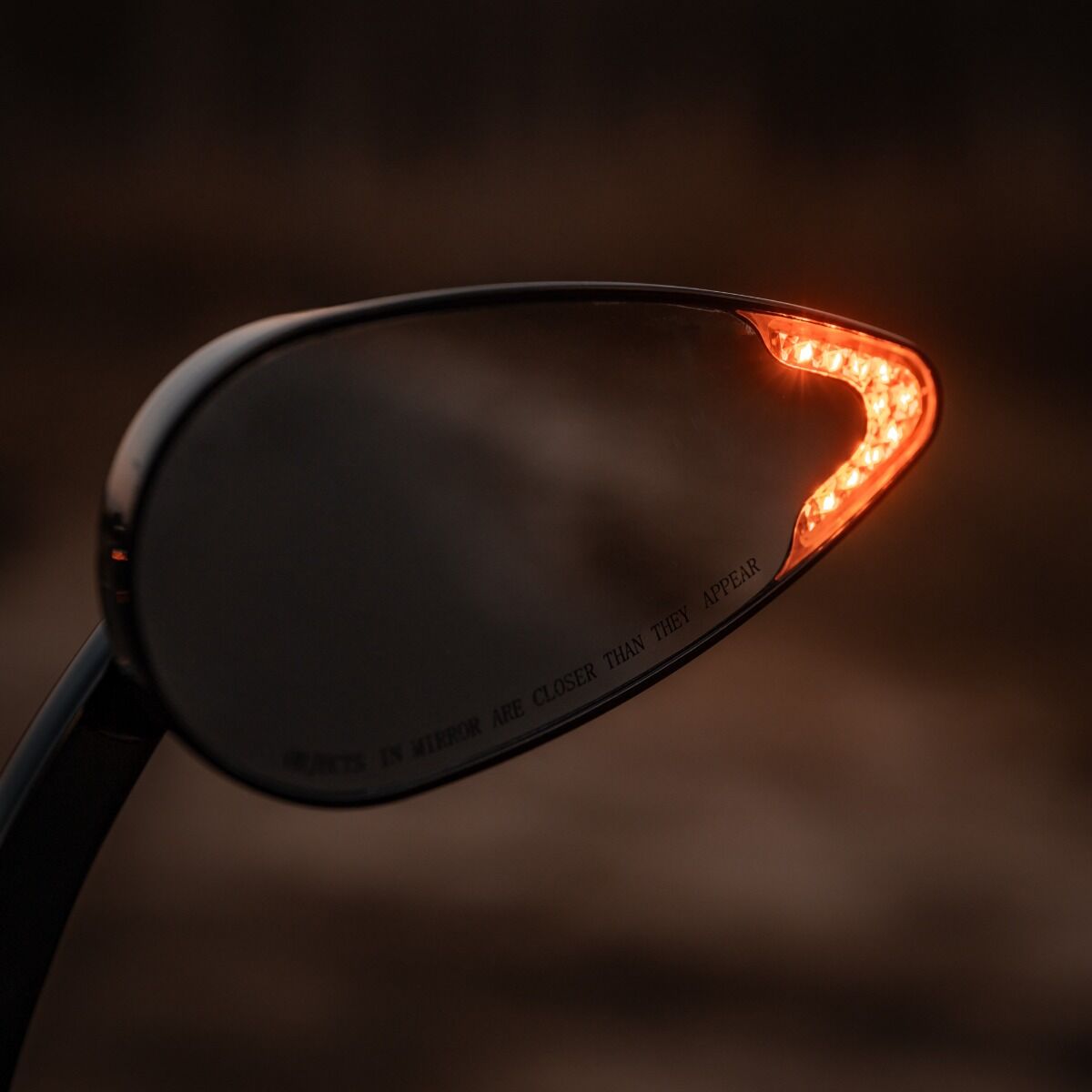 PLUG & PLAY LED RUN & TURN SIGNAL MOTORCYCLE MIRRORS - CUSTOM DYNAMICS