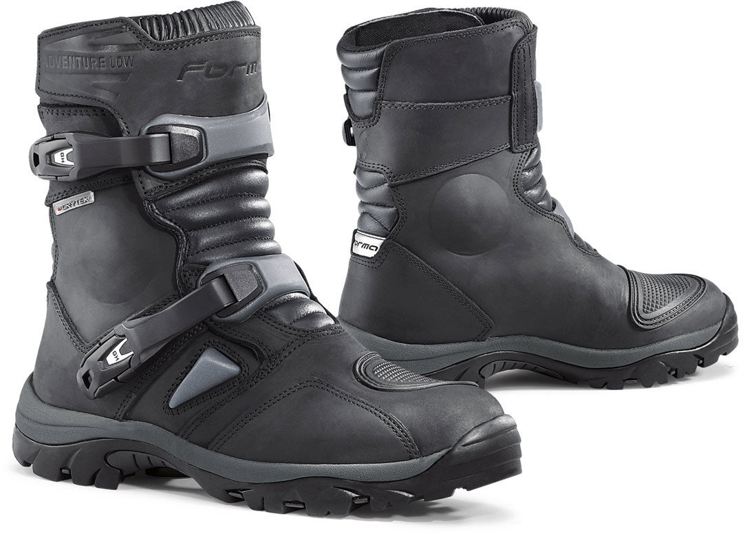 FORMA ADVENTURE LOW DRY BLACK