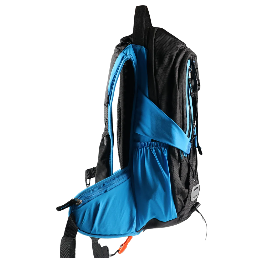 AXOR OASIS HYDRATION BAG WITH BLADDER