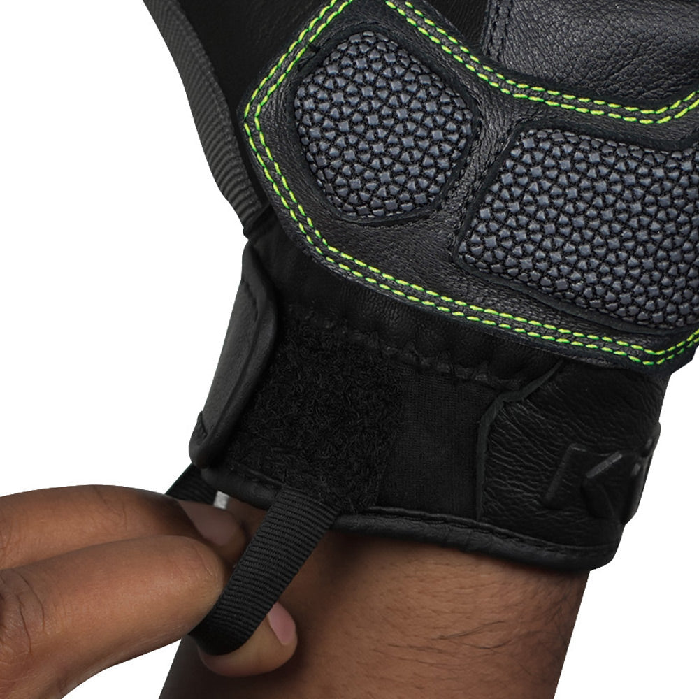 KORDA ADVENTURE GLOVES WITH D3O BLACK-GREY