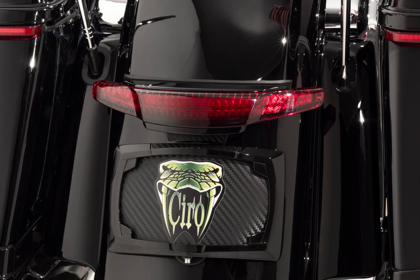 CIRO LATITUDE TAIL LIGHT & LICENSE PLATE HOLDER