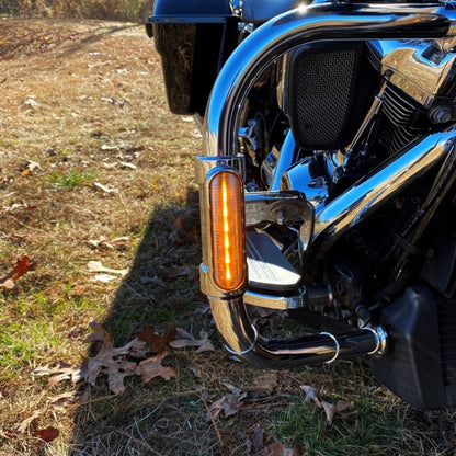 CUSTOM DYNAMICS CRASH BAR LIGHTS WITH AUXILIARY RUN & TURN SIGNALS